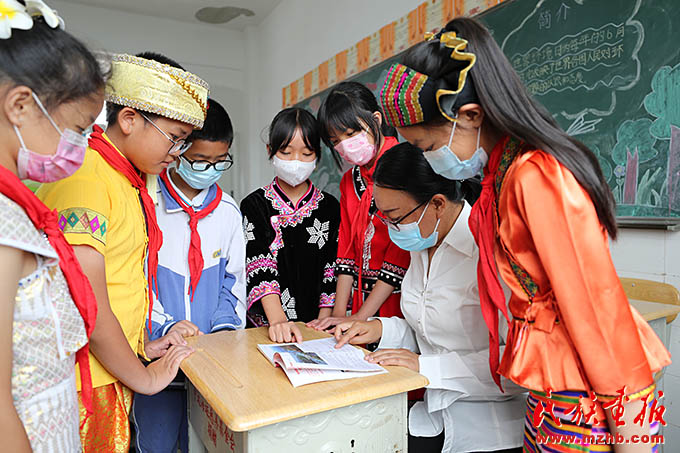 沧源佤族自治县国门小学：人人都是民族团结教育工作者 图片报道 第4张