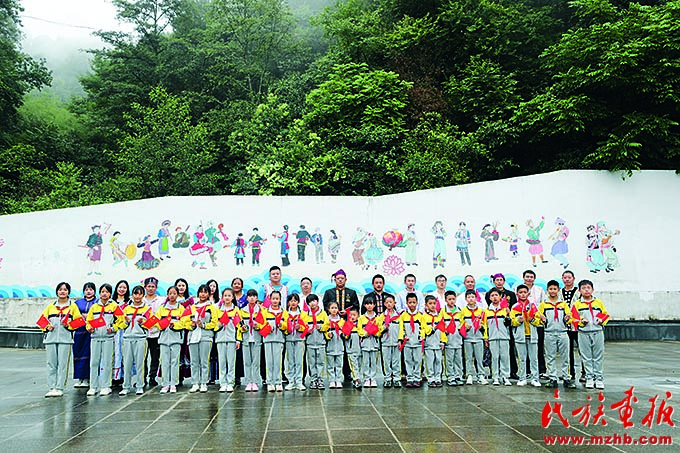 红色泸水彰显各族人民铸牢中华民族共同体意识 图片报道 第7张