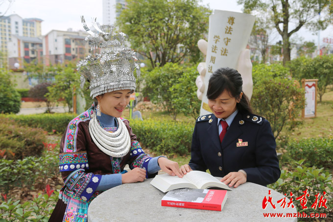 广西融水苗族自治县税务局：让“石榴籽”在大苗山上落地生根 图片报道 第6张