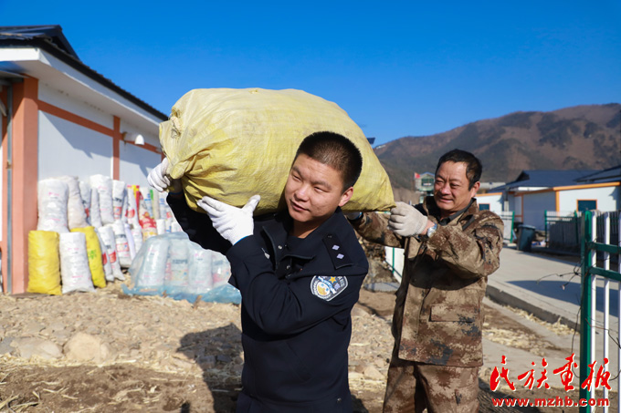 致敬！中国人民警察 图片报道 第3张