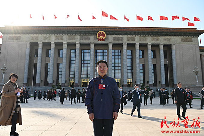 全国政协委员敖虎山：在守护人民群众健康的路上勇毅前行 图片报道 第2张