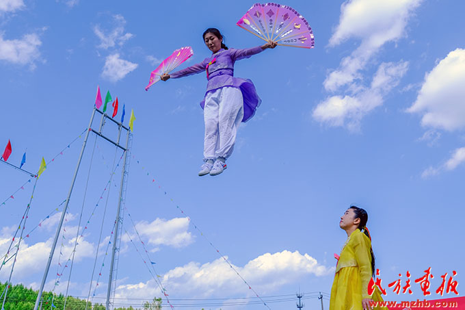 吉林省第八届少数民族传统体育运动会跳板项目精彩瞬间 图片报道 第3张