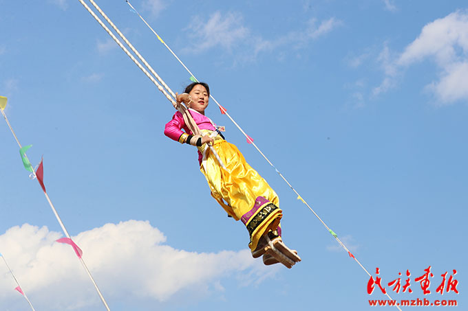 吉林省第八届少数民族传统体育运动会秋千项目精彩瞬间 图片报道 第1张