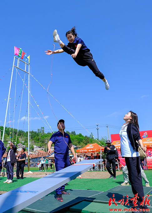 吉林省第八届少数民族传统体育运动会跳板项目精彩瞬间 图片报道 第1张