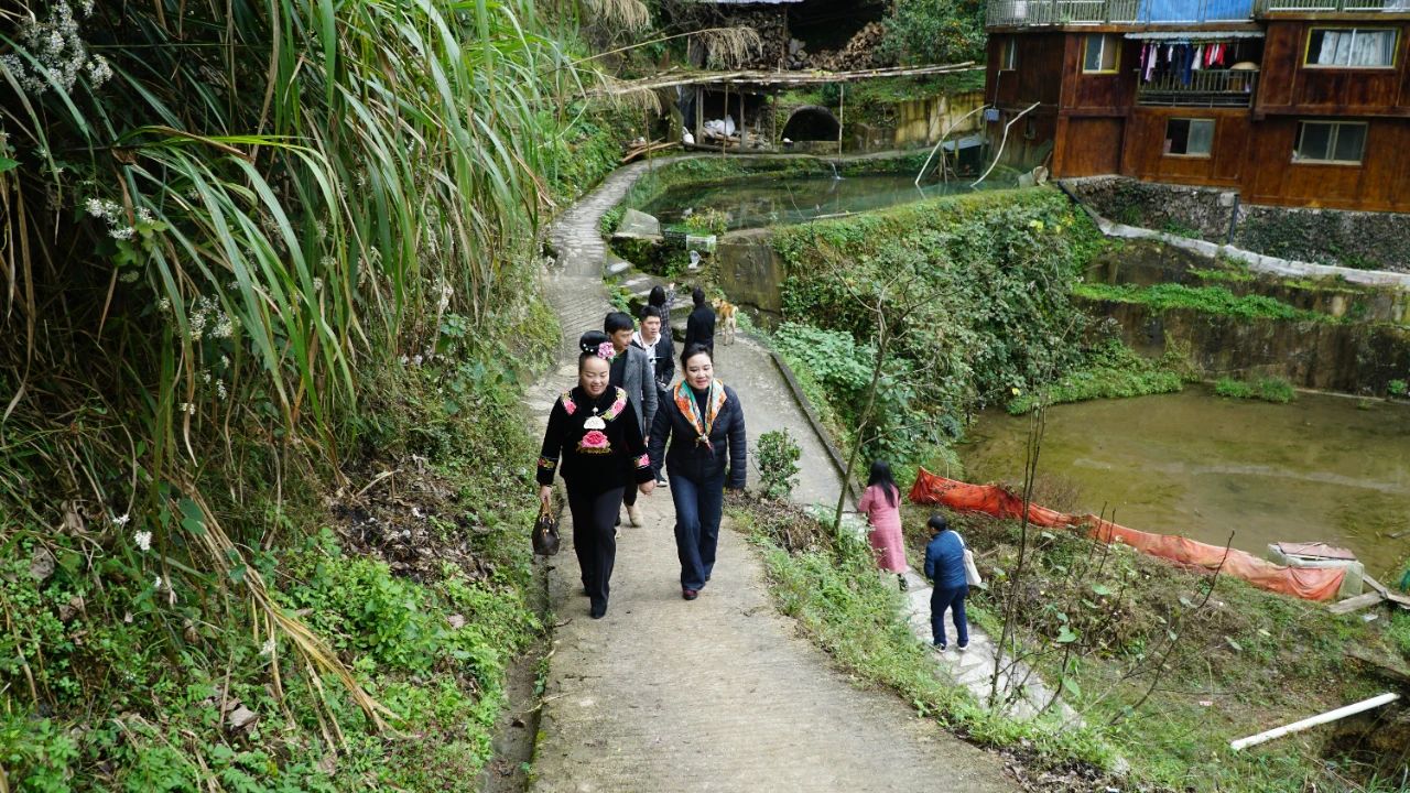 榜样的力量|王建平：弘扬中华民族家教家风 浇灌民族团结进步之花 同心筑梦 第3张